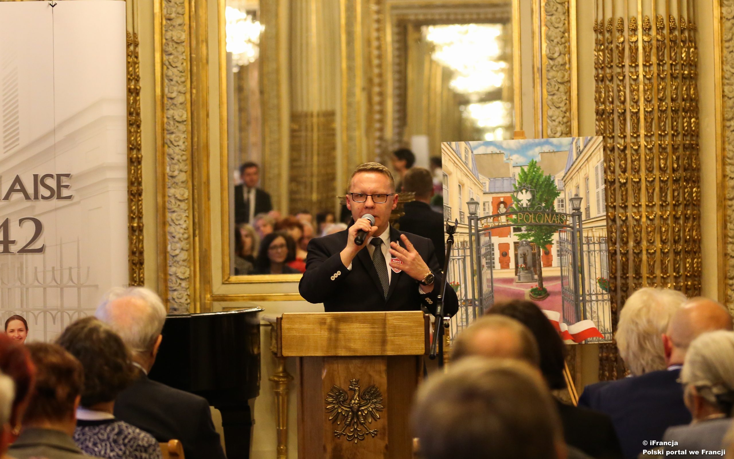 <h1><b>Szkoła Polska im. Adama Mickiewicza przy Ambasadzie RP w Paryżu</b></h1>