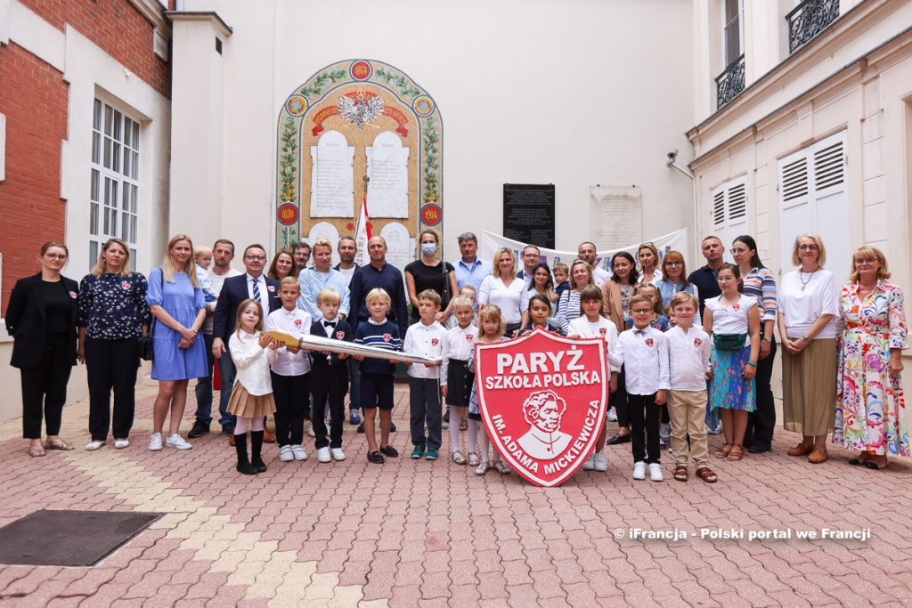 Pasowanie na Ucznia klasy I. 1-2-6 września 2023.