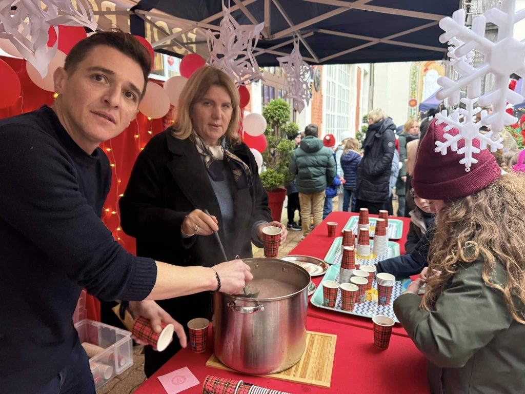Chocolat chaud i …warsztaty bożonarodzeniowe!